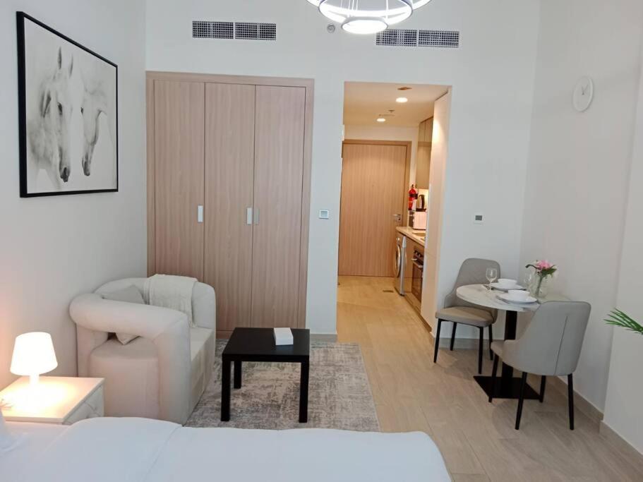 Stonetree - Unit At Azizi Riviera 45 Apartment